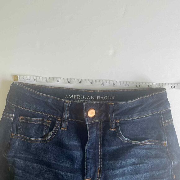American Eagle Hi Rise Shortie Cutoff Denim Shorts size 4 - Picture 5 of 8